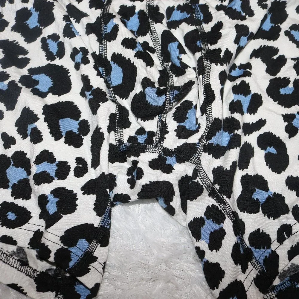 MeUndies boxer briefs size medium tye dye and swirls plus big cat! NWOT